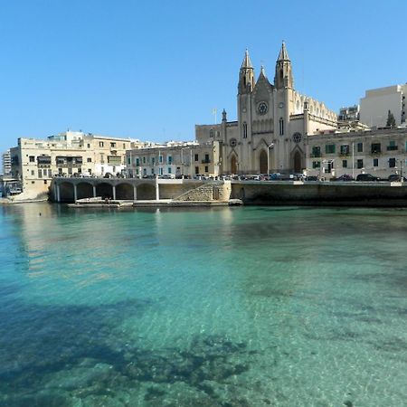 Luxury Apt With Side Seaviews And Pool, Best Location Sliema Bagian luar foto