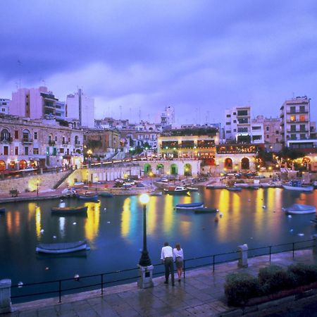 Luxury Apt With Side Seaviews And Pool, Best Location Sliema Bagian luar foto